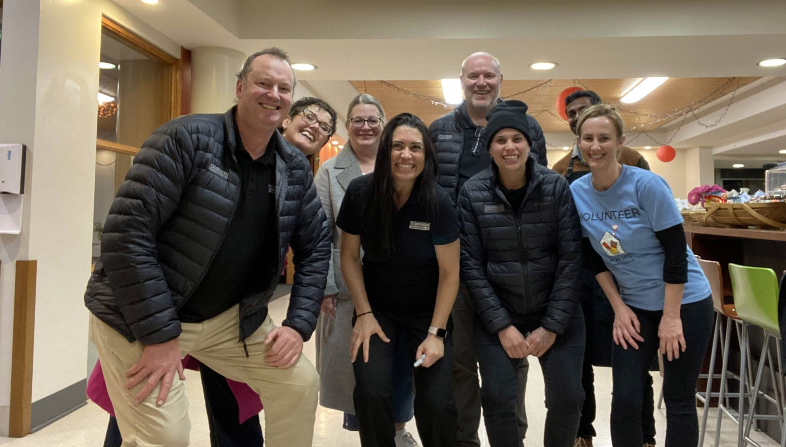 Group Volunteers Cook night
